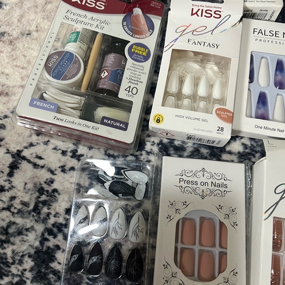 Assorted Nail Art and Tools Set - Picture 8 of 9